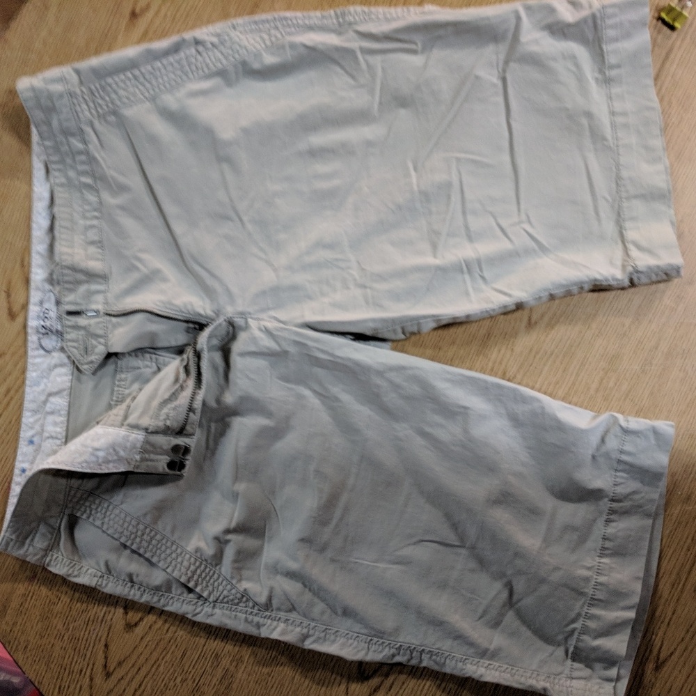 Izod shorts